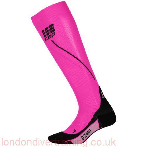 420916_CEP_PRO__RUN_2_0_COMPRESSION_PINK_BLACK